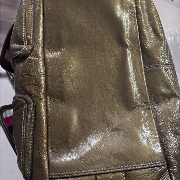 Coach Peyton Legacy - Picture 9 of 12